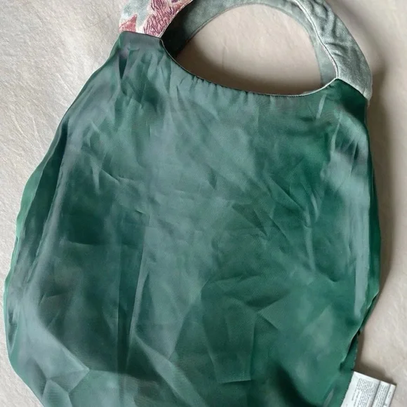 Bear Alive Mina Perhonen Egg Bag - Picture 3 of 5